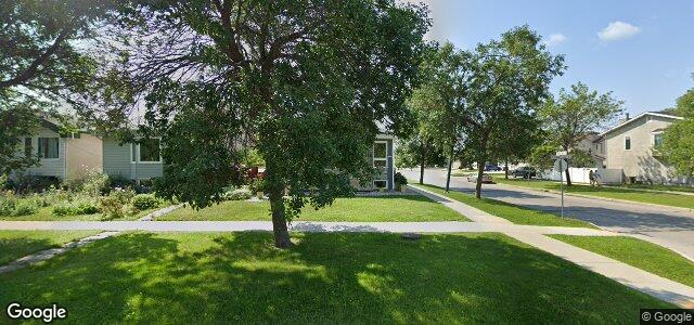 Larawan ng 1300 Kildare Avenue E sa Winnipeg, Manitoba