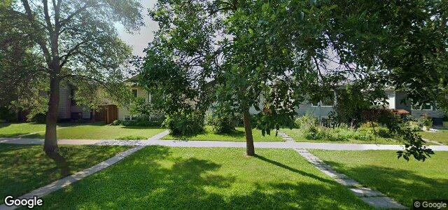 Larawan ng 1308 Kildare Avenue E sa Winnipeg, Manitoba