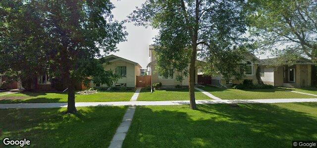 Larawan ng 1328 Kildare Avenue E sa Winnipeg, Manitoba