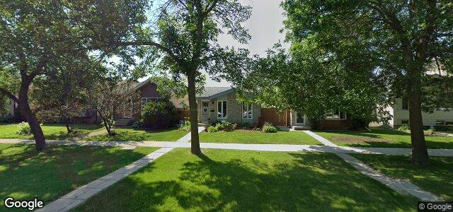 Larawan ng 1340 Kildare Avenue E sa Winnipeg, Manitoba