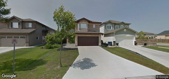 Larawan ng 135 Chadwick Crescent sa Winnipeg, Manitoba