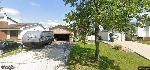 Larawan ng 15 Binscarth Street sa Winnipeg, Manitoba