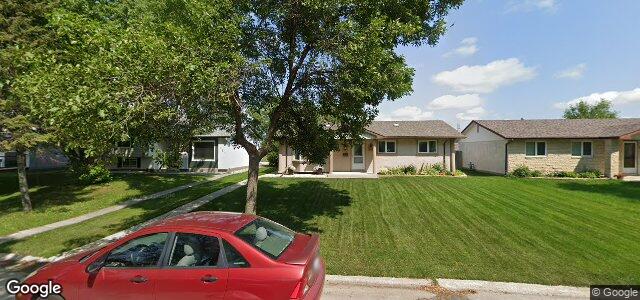 Larawan ng 165 Allenby Crescent sa Winnipeg, Manitoba