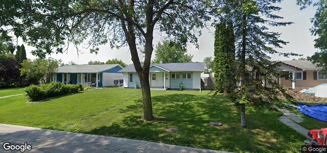 Larawan ng 18 Bridgecrest Drive sa Winnipeg, Manitoba