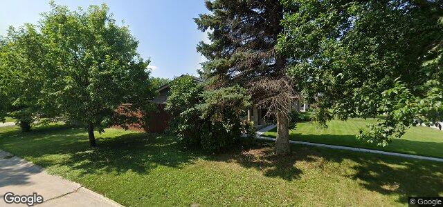 Larawan ng 184 Allenby Crescent sa Winnipeg, Manitoba