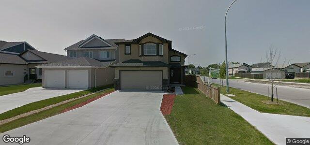 Photo of 2 Harlow Bay in Winnipeg, Manitoba