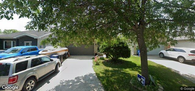 Larawan ng 207 George Marshall Way sa Winnipeg, Manitoba