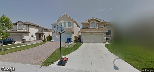 Larawan ng 208 Chadwick Crescent sa Winnipeg, Manitoba
