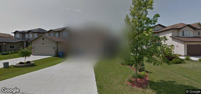 Larawan ng 217 Chadwick Crescent sa Winnipeg, Manitoba