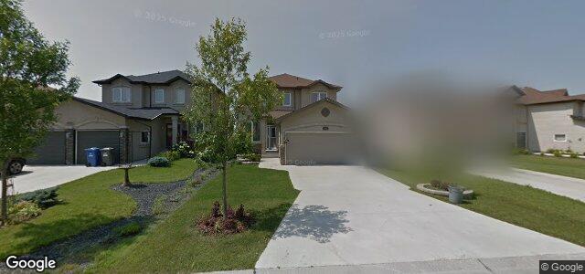 Larawan ng 221 Chadwick Crescent sa Winnipeg, Manitoba