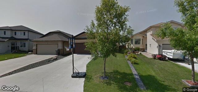 Larawan ng 233 Chadwick Crescent sa Winnipeg, Manitoba