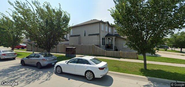 Larawan ng 3 Ed Golding Bay sa Winnipeg, Manitoba