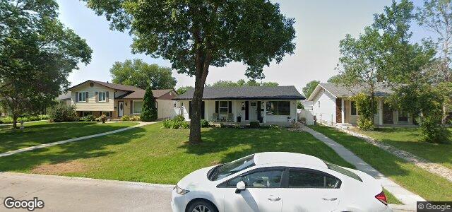 Larawan ng 30 Bridgecrest Drive sa Winnipeg, Manitoba