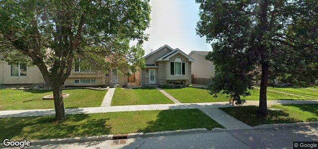 Larawan ng 31 Ravenhurst Street sa Winnipeg, Manitoba