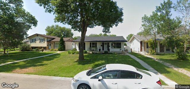 Photo of 34 Bridgecrest Drive in Winnipeg, Manitoba