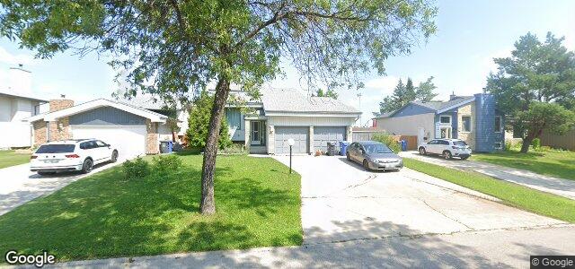 Larawan ng 35 Corliss Crescent sa Winnipeg, Manitoba