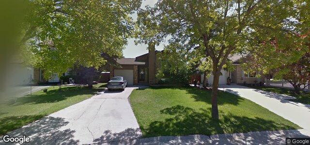 Larawan ng 35 Crittenden Corner sa Winnipeg, Manitoba