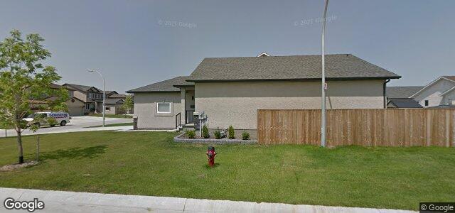 Larawan ng 35 Hiley Bay sa Winnipeg, Manitoba