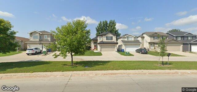 Larawan ng 38 Edmund Gale Drive sa Winnipeg, Manitoba