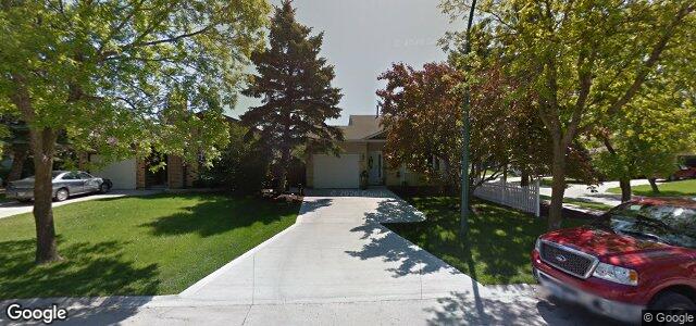 Larawan ng 39 Crittenden Corner sa Winnipeg, Manitoba