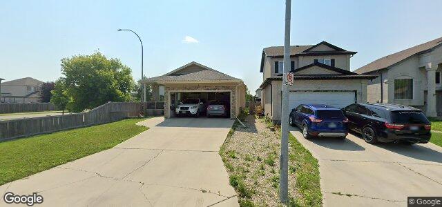 Photo of 4 Peter Sosiak Bay in Winnipeg, Manitoba