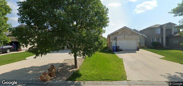 Photo of 40 Chadwick Crescent in Winnipeg, Manitoba