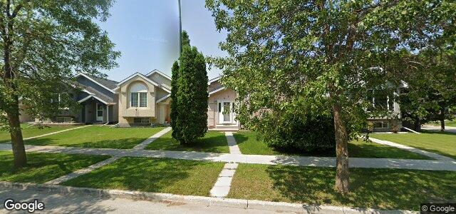 Larawan ng 44 Ravenhurst Street sa Winnipeg, Manitoba