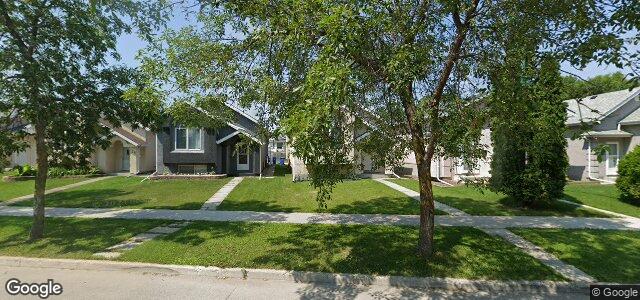 Larawan ng 48 Ravenhurst Street sa Winnipeg, Manitoba