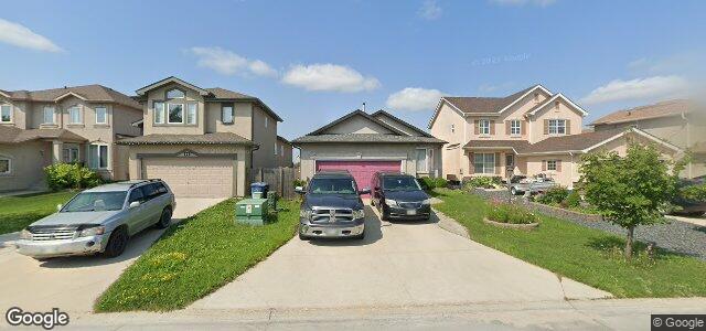 Larawan ng 50 Romance Lane sa Winnipeg, Manitoba