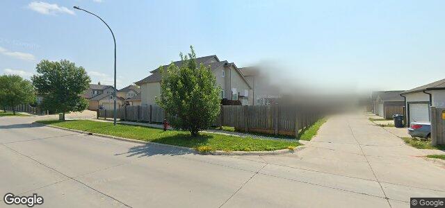 Larawan ng 6 Romance Lane sa Winnipeg, Manitoba