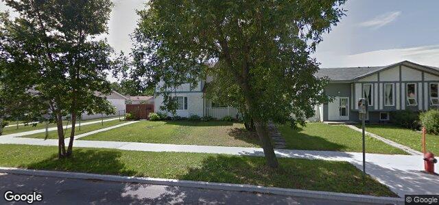 Larawan ng 692 Mcmeans Avenue E sa Winnipeg, Manitoba
