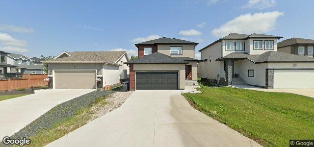 Photo of 7 Fieldhouse Way in Winnipeg, Manitoba