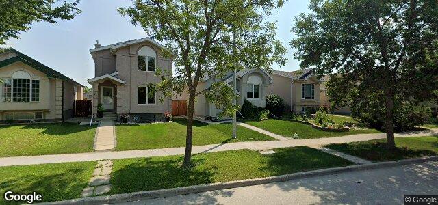 Larawan ng 71 Ravenhurst Street sa Winnipeg, Manitoba
