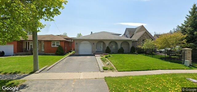 Larawan ng 72 Fairview Drive sa Winnipeg, Manitoba