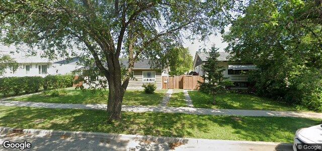 Larawan ng 735 Mcmeans Avenue E sa Winnipeg, Manitoba