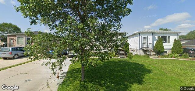 Photo of 74 Binscarth Street in Winnipeg, Manitoba