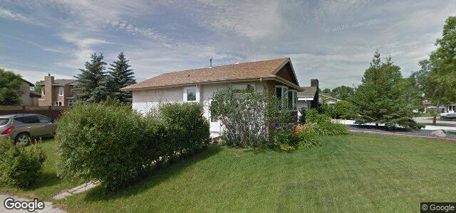 Larawan ng 74 Corliss Crescent sa Winnipeg, Manitoba