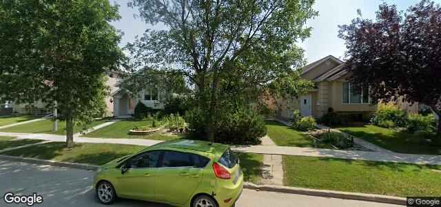 Larawan ng 75 Ravenhurst Street sa Winnipeg, Manitoba