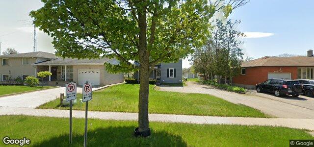 Larawan ng 76 Fairview Drive sa Winnipeg, Manitoba