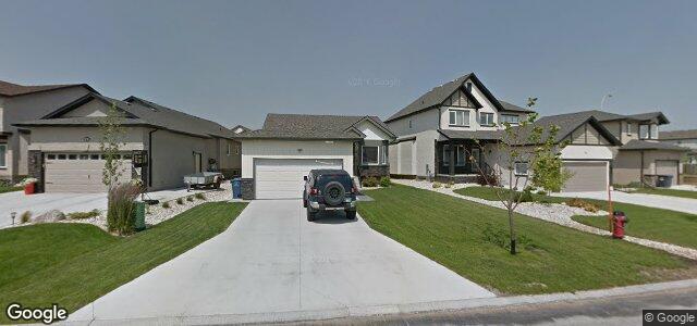Larawan ng 77 Blumm Crescent sa Winnipeg, Manitoba