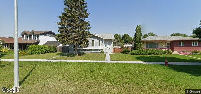 Larawan ng 783 Kildare Avenue E sa Winnipeg, Manitoba