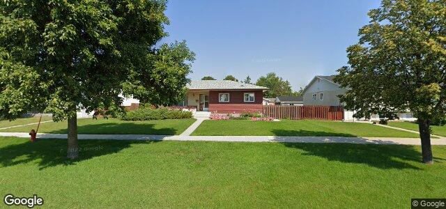 Larawan ng 787 Kildare Avenue E sa Winnipeg, Manitoba