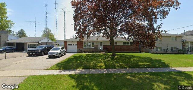 Larawan ng 80 Fairview Drive sa Winnipeg, Manitoba
