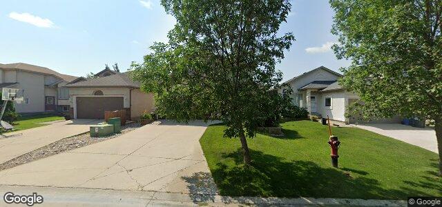 Larawan ng 84 Chadwick Crescent sa Winnipeg, Manitoba