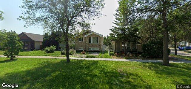 Larawan ng 884 Kildare Avenue E sa Winnipeg, Manitoba