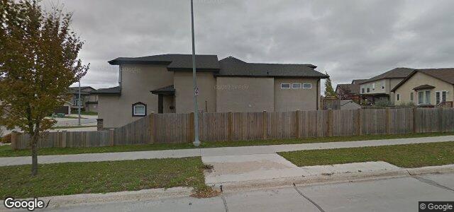 Larawan ng 89 Blumm Crescent sa Winnipeg, Manitoba