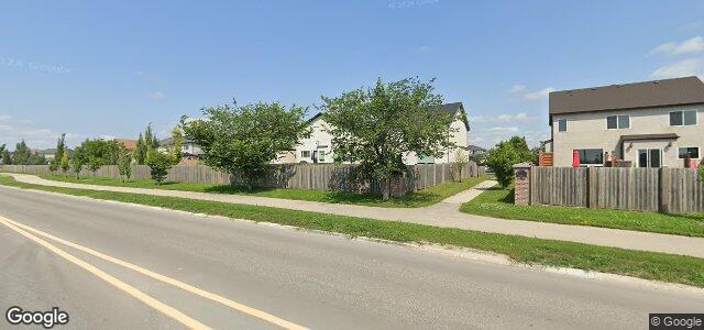 Larawan ng 90 Ed Golding Bay sa Winnipeg, Manitoba