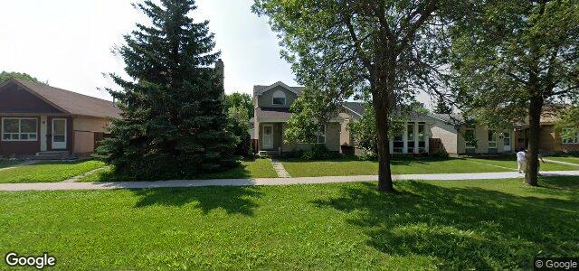 Larawan ng 920 Kildare Avenue E sa Winnipeg, Manitoba