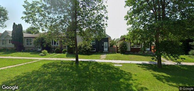 Larawan ng 932 Kildare Avenue E sa Winnipeg, Manitoba