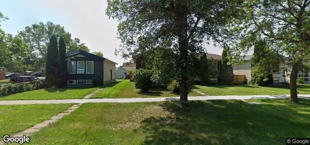 Larawan ng 980 Kildare Avenue E sa Winnipeg, Manitoba
